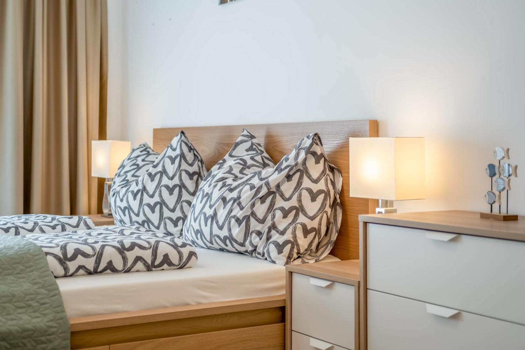 Mf Port Azur Wellness Apartments シオーフォク エクステリア 写真